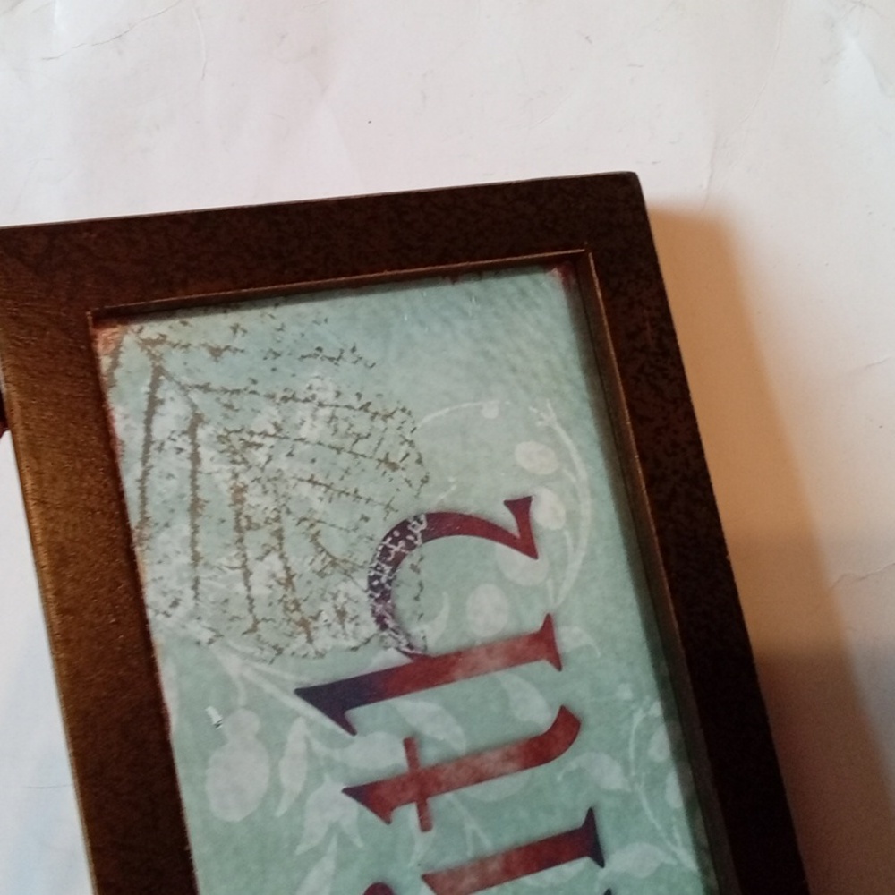 Wooden "Faith" Sign - Picture 7 of 8